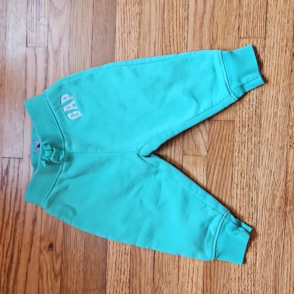 Gap joggers